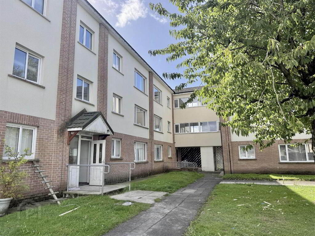 2g Cappagh Gardens, Cregagh, Belfast, BT6 0ET