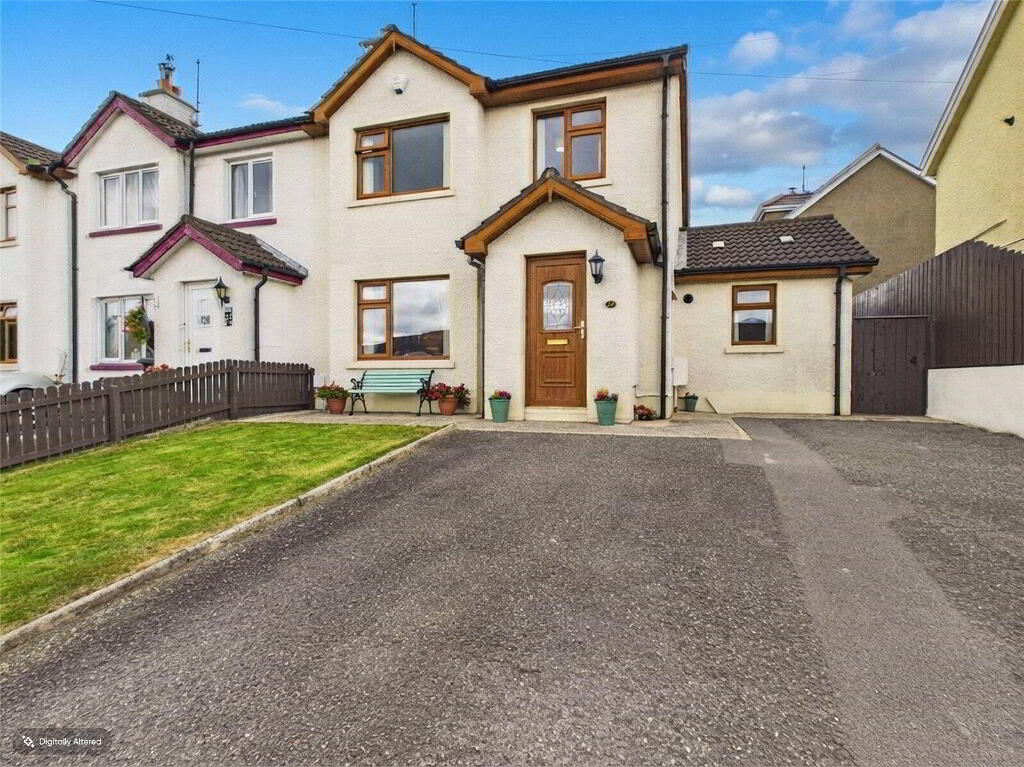 24 Jemesons Court, Warrenpoint, Newry, BT34 3TE
