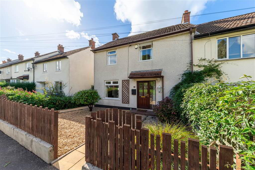 38 Inishowen Drive, Belfast, BT10 0EU