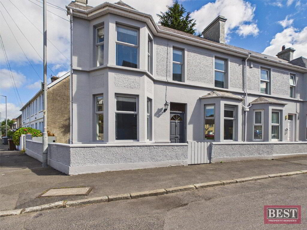 4 Slieve Foy Place, Warrenpoint, Newry, BT34 3NR