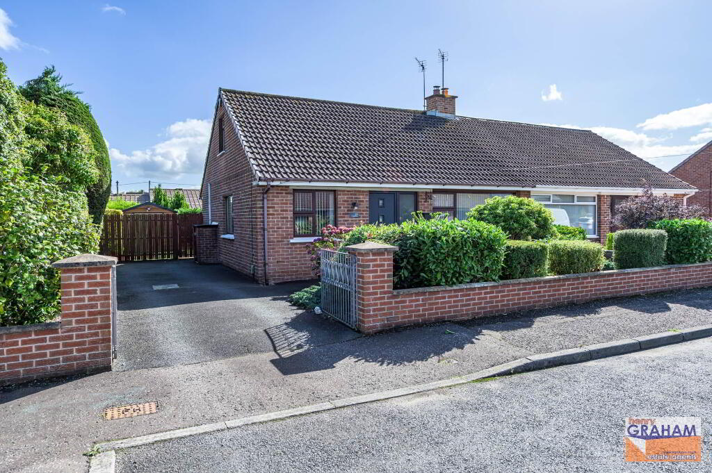 24 Innisfayle Park, Lisburn, BT28 2AS