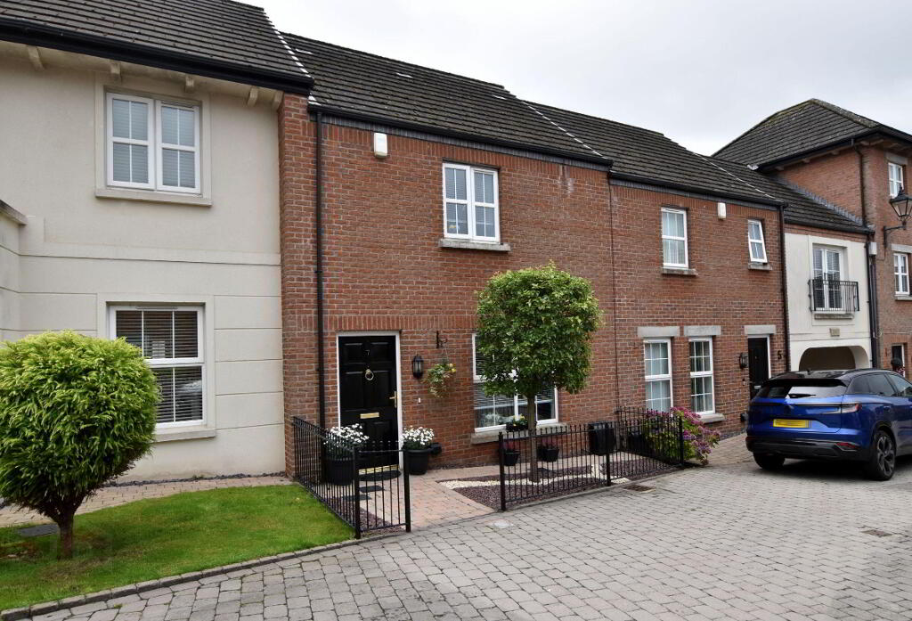 7 Lady Wallace Walk, Lisburn, BT28 3GY