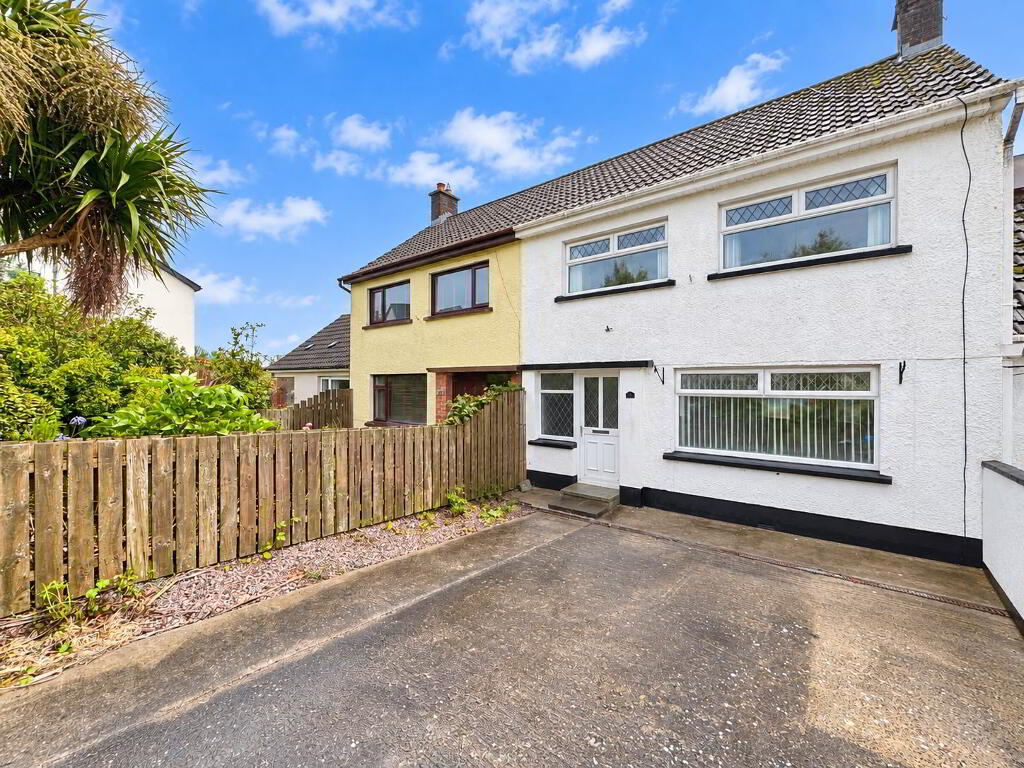 17 West Street, Ballycarry, BT38 9HS