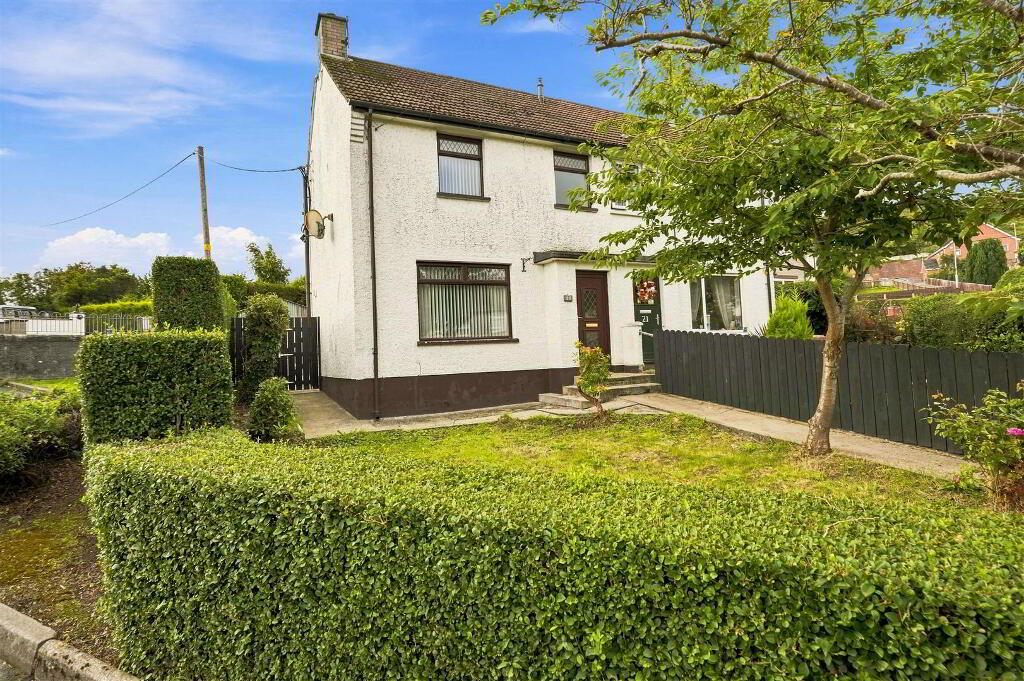 22 Queens Park, Saintfield, BT24 7AT