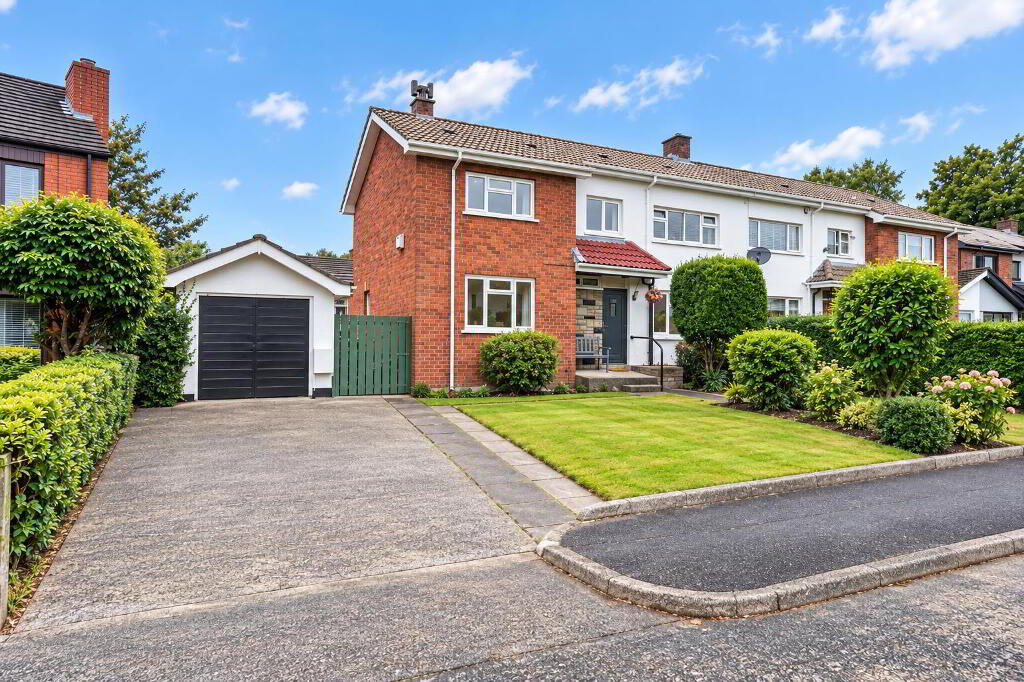 10 Fortwilliam Gardens, Belfast, BT15 4BS