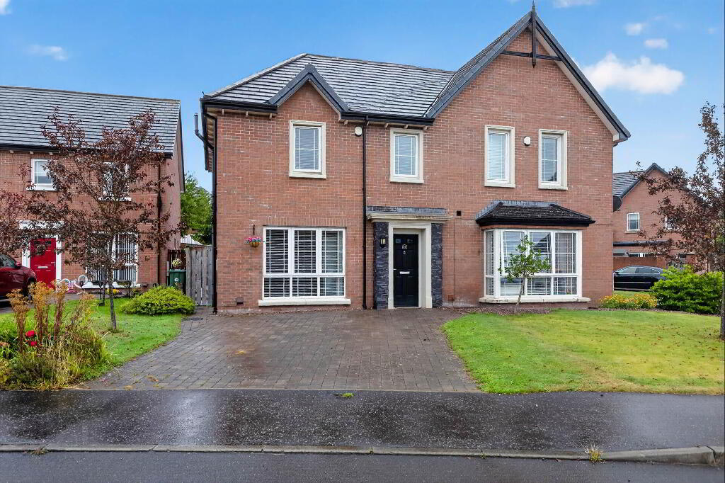 27 Meadow Crescent, Lisburn, BT28 3RN