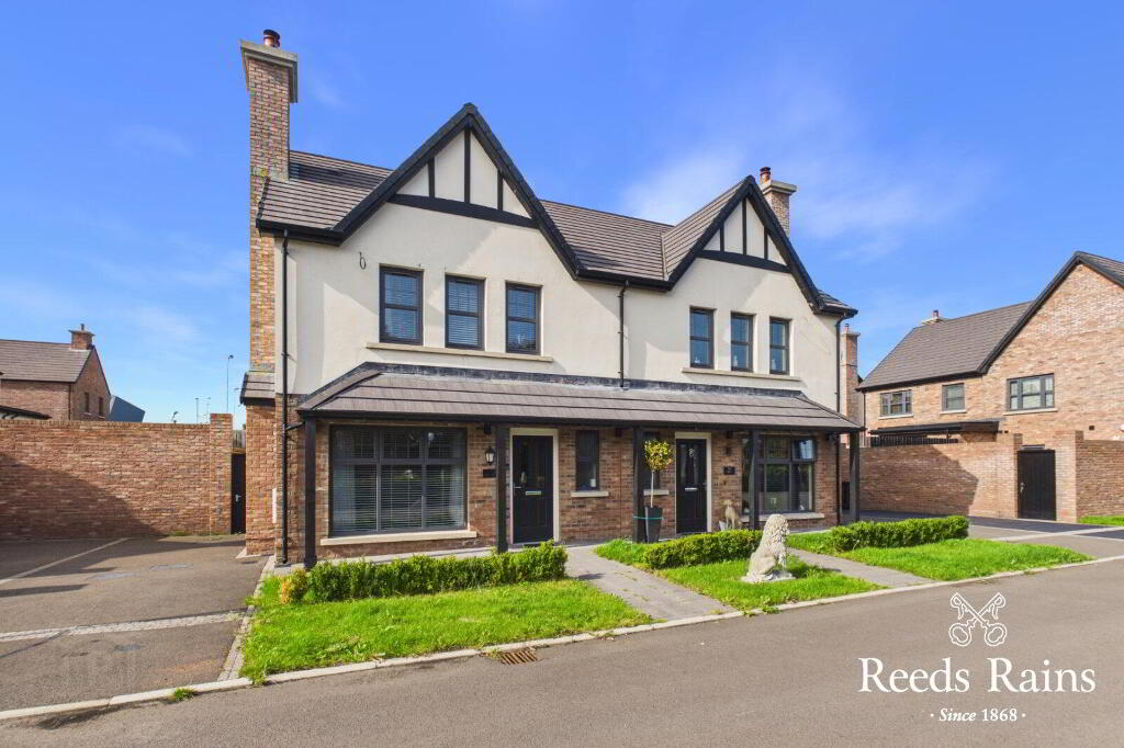 19 Barton Park Gardens, Greenisland, Carrickfergus, BT38 8GD