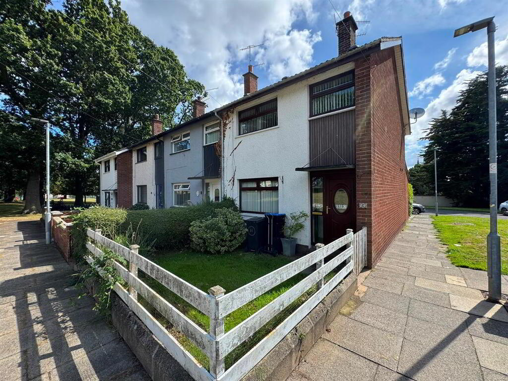 14 The Oaks, Rush Park, Newtownabbey, BT37 9QG