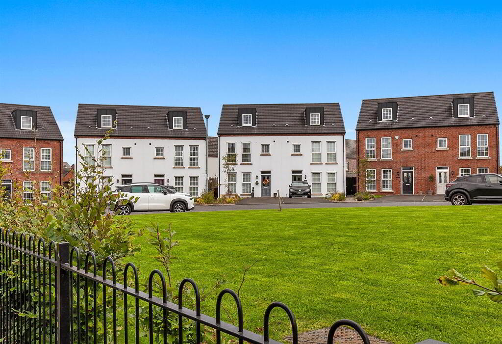 43 Blackrock Crescent, Newtownabbey, BT36 4AY