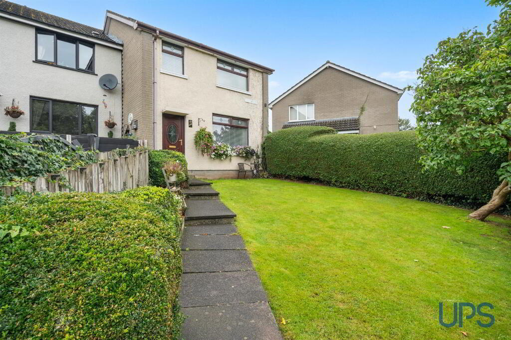 15 Almond Drive, Dunmurry, Belfast, BT17 0DG