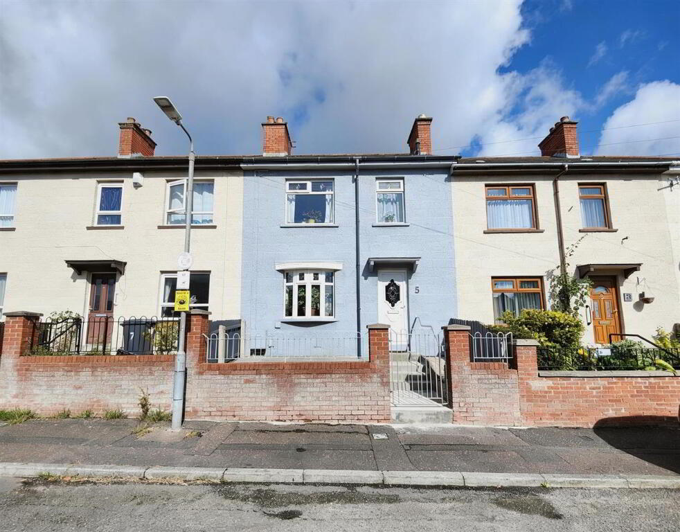 5 Glandore Parade, Belfast, BT15 3FX