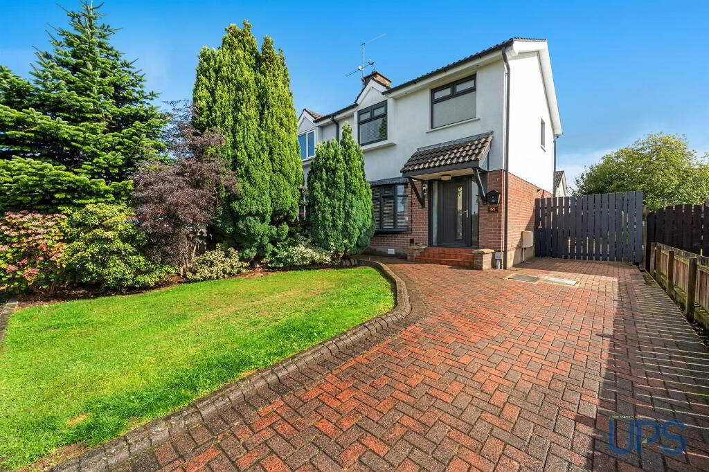 51 Lagmore Grove, Stewartstown Road, Belfast, BT17 0TD