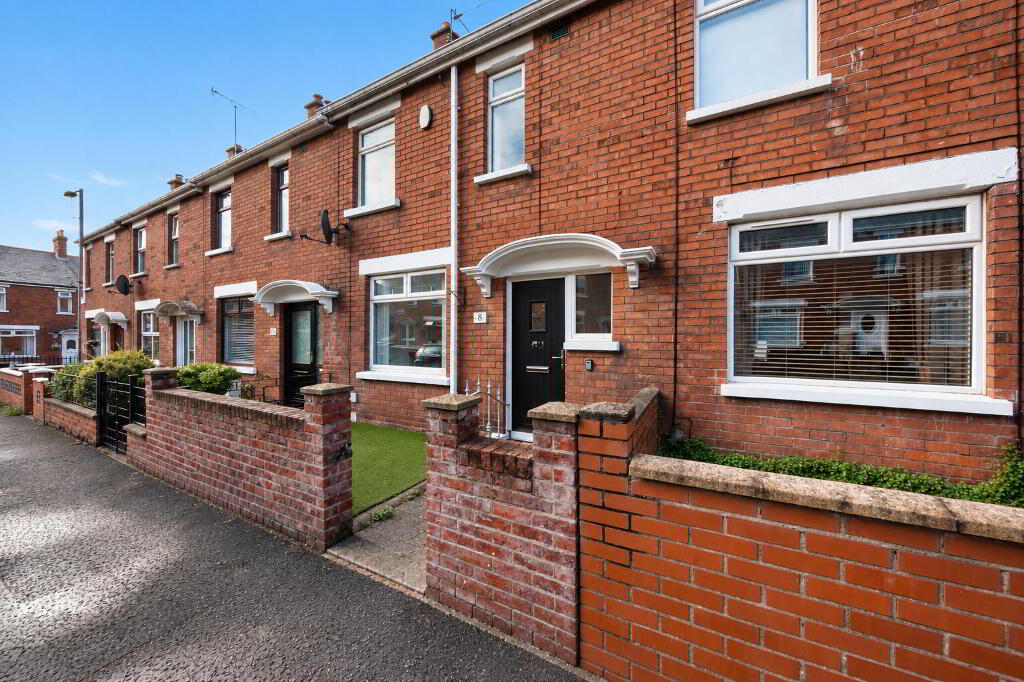 8 Sefton Park, Belfast, BT4 1PN
