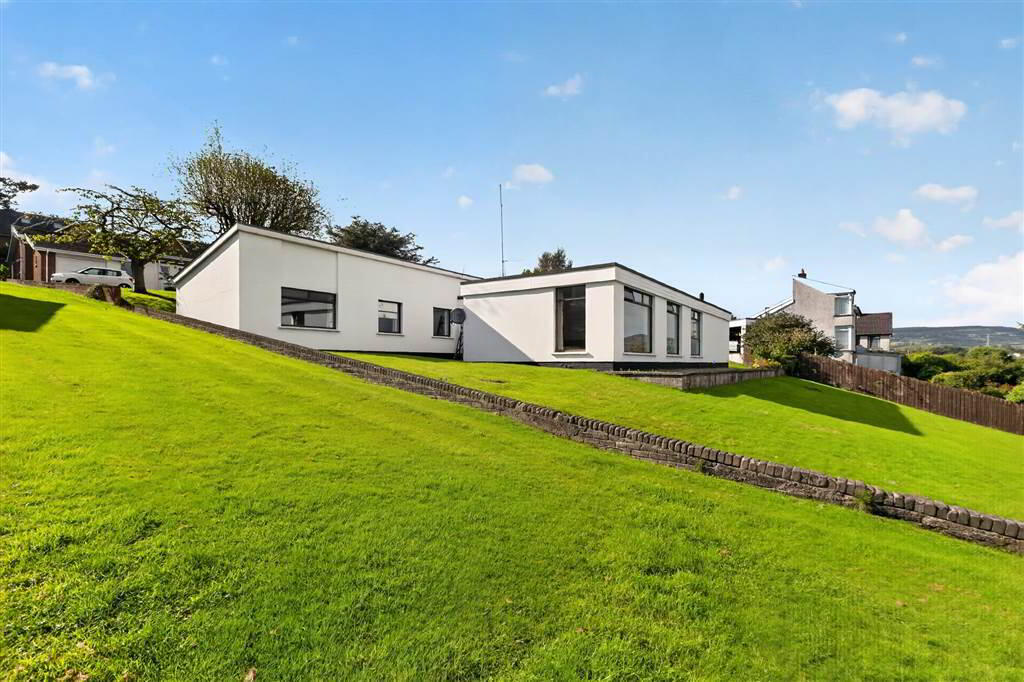 15 Fairtree Hill, Lambeg, Lisburn, BT27 4NR