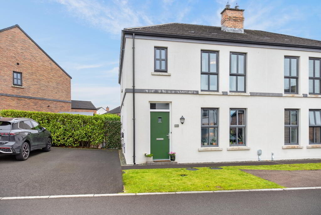 33 Castlegate, Galgorm, Ballymena, BT42 1SD