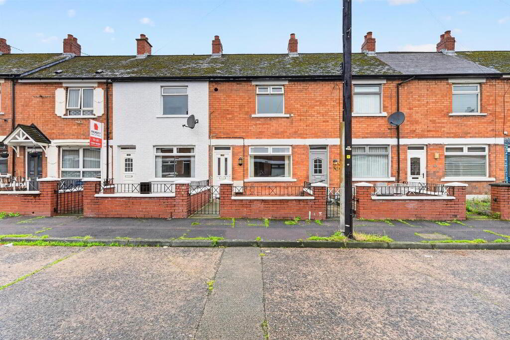 18 Empire Parade, Belfast, BT12 6GN
