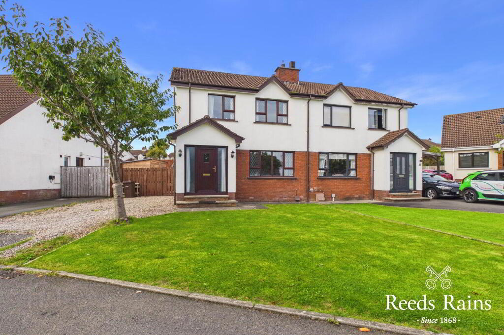 32 Tudor Road, Carrickfergus, BT38 9TU