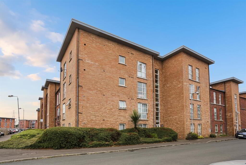 Apt 7, 16 Lewis Mews, Belfast, BT4 1FY