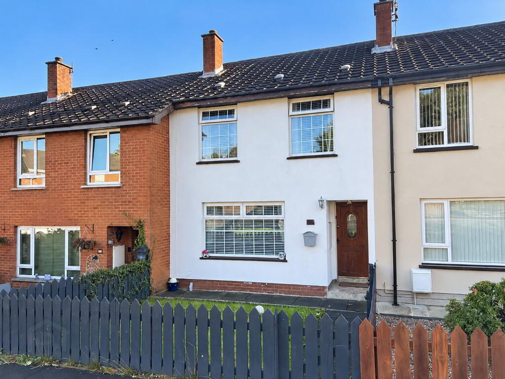 81 Iveagh Drive, Banbridge, BT32 3ZE