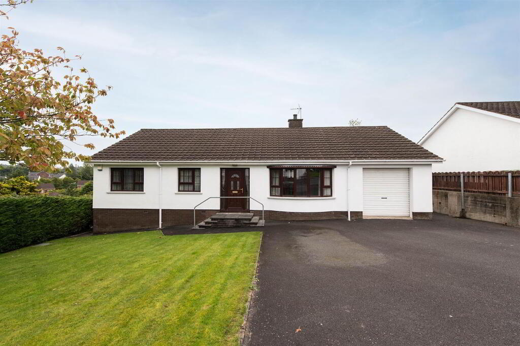 4 Jubilee Heights, Dromore, BT25 1QQ