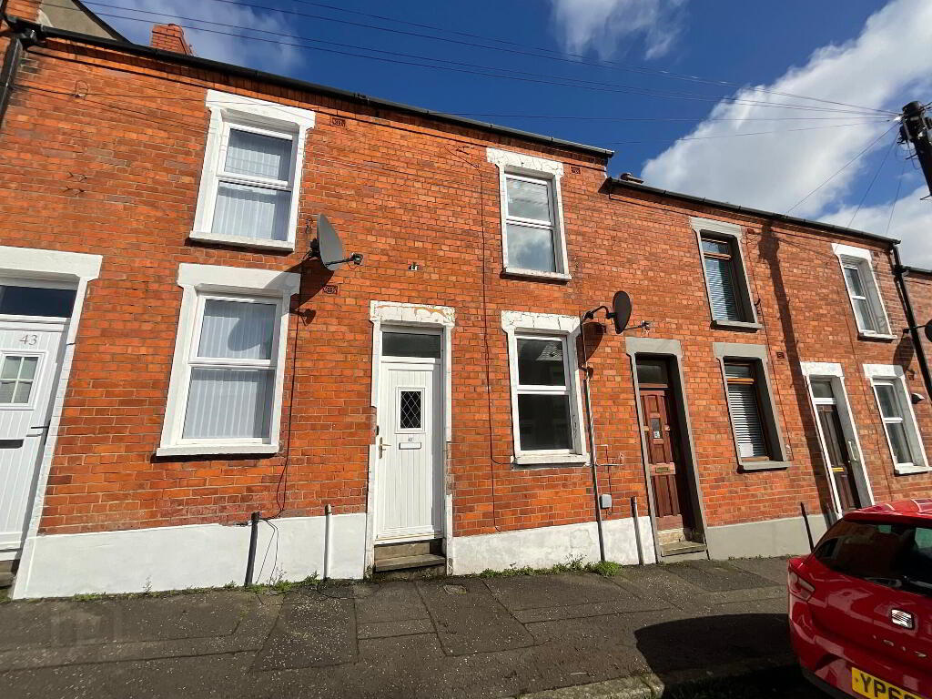 2 Bedroom Terraced in BT14 8BL