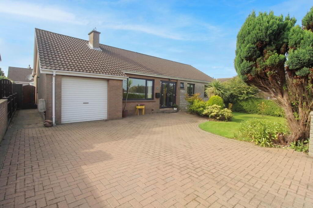 43 Ballymacormick Drive, Bangor, BT19 6BH