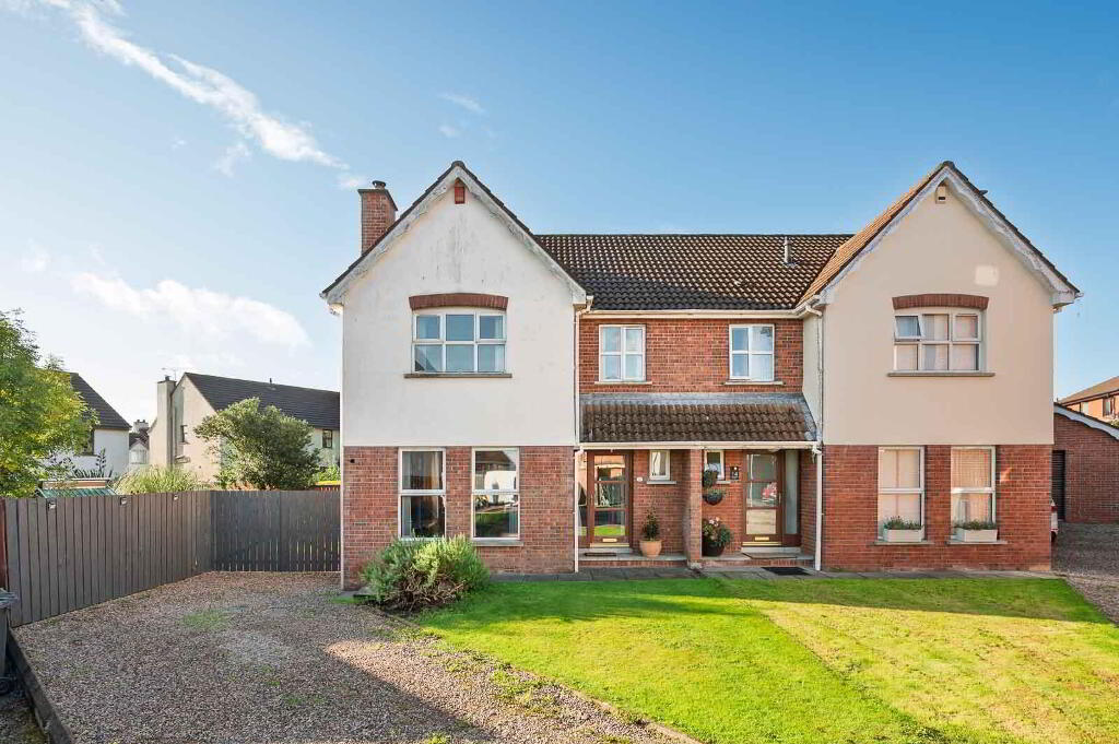 16 Lord Warden's Green, Bangor, BT19 1YR