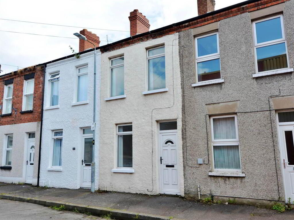 2 Bedroom Terraced in BT5 5BX