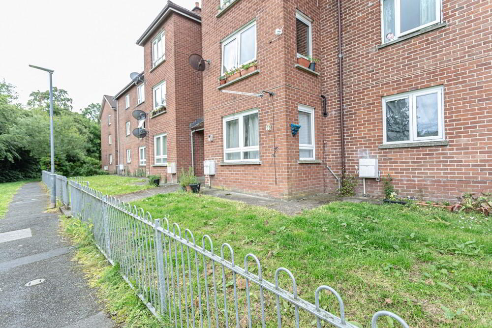 14D Dobbins Grove, Armagh, BT60 1BG