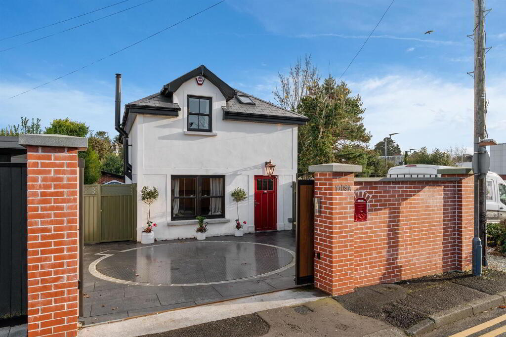 1009a Upper Newtownards Road, Dundonald, Belfast, BT16 1RN