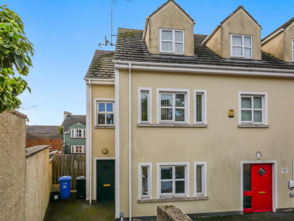 20 Hampton Court, Ballygowan, Newtownards, BT23 6HX