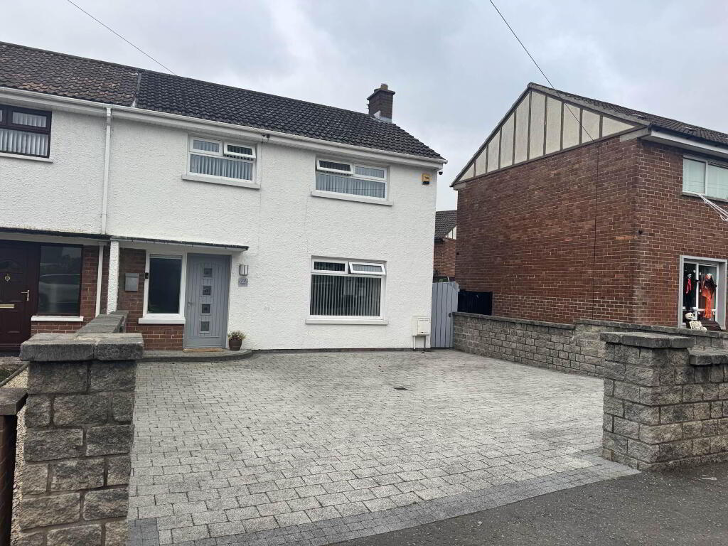 72 Coronation Road, Carrickfergus, BT38 7EZ