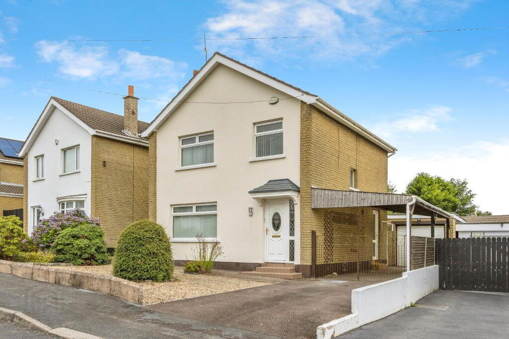 10 Adlon Gardens, Lisburn, BT28 2EQ