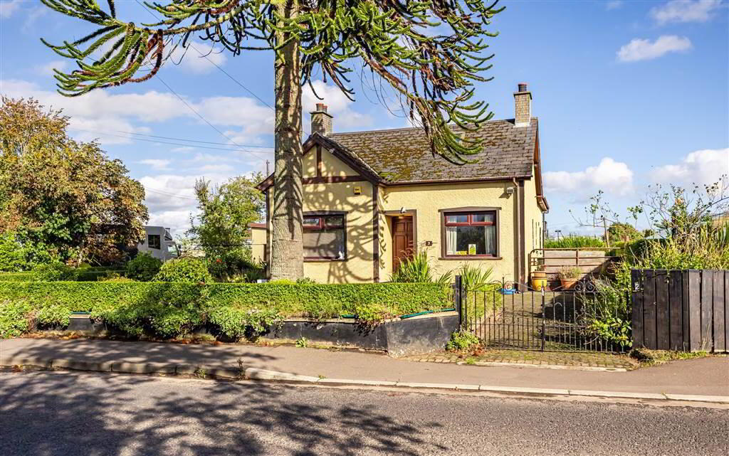 2 Lissue Road, Moira Road, Lisburn, BT28 2SU