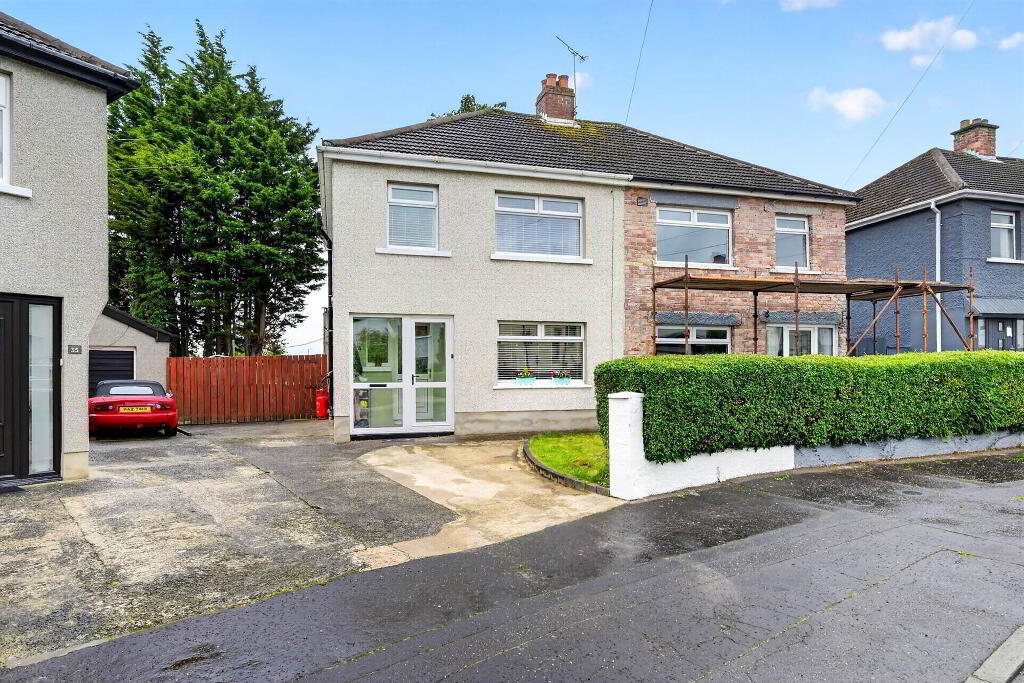 33 Carnamena Avenue, Belfast, BT6 9PJ