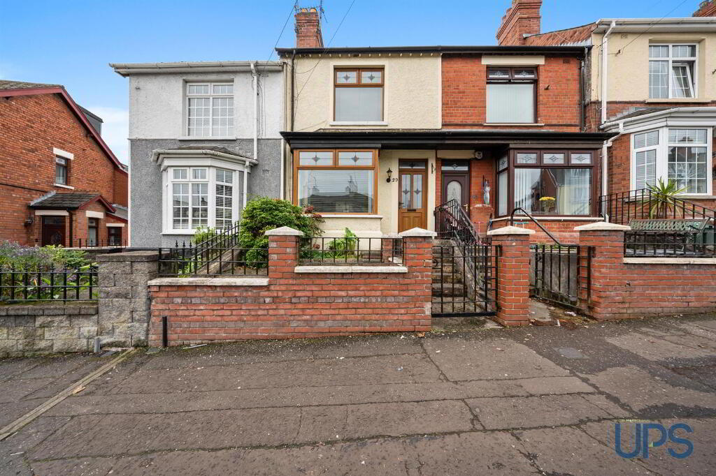 29 St. James's Road, Belfast, BT12 6EA