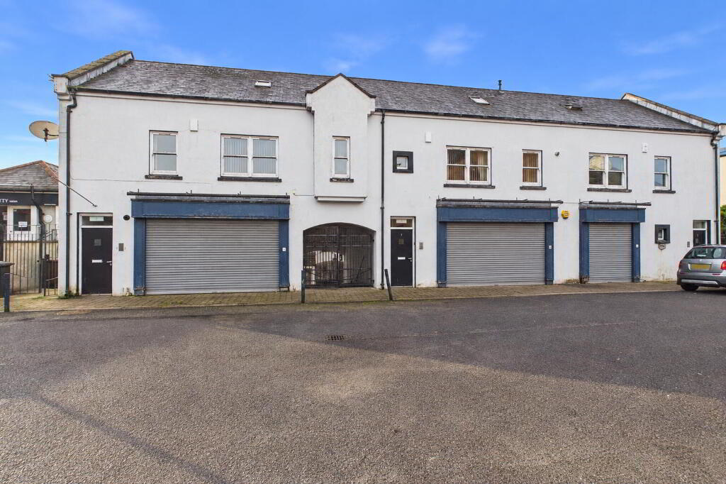8 St. Nicholas Court, Carrickfergus, BT38 7FD