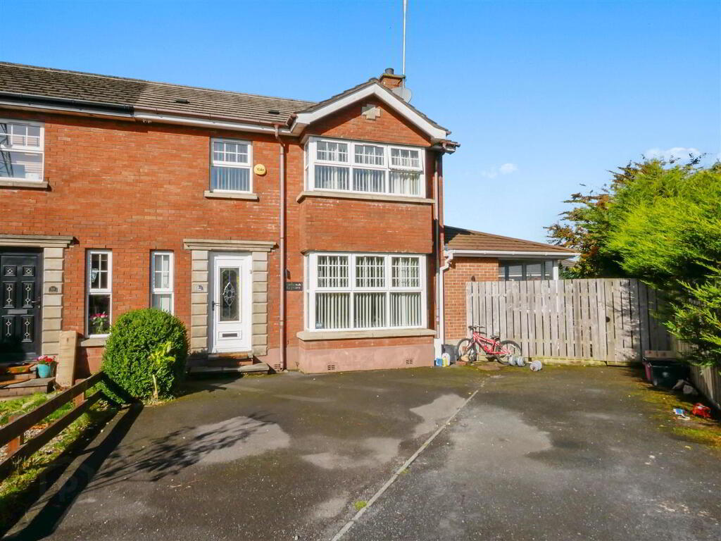 40 Ballylenaghan Heights, Saintfield Road, Belfast, BT8 6WL