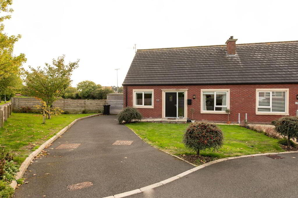 1 Burn Brae Crescent, Banbridge, BT32 4FF