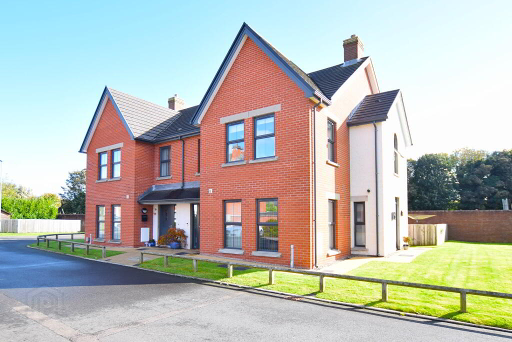 29 Evesham Lane, Bangor, BT19 1FU