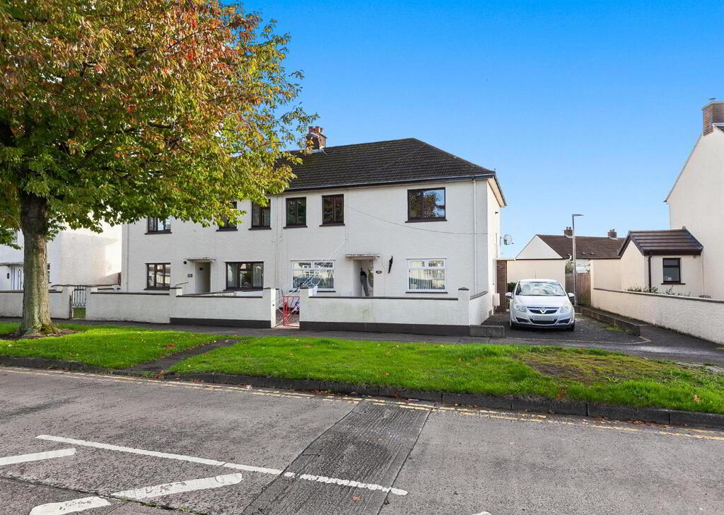 42 Rathcoole Drive, Newtownabbey, BT37 9AE