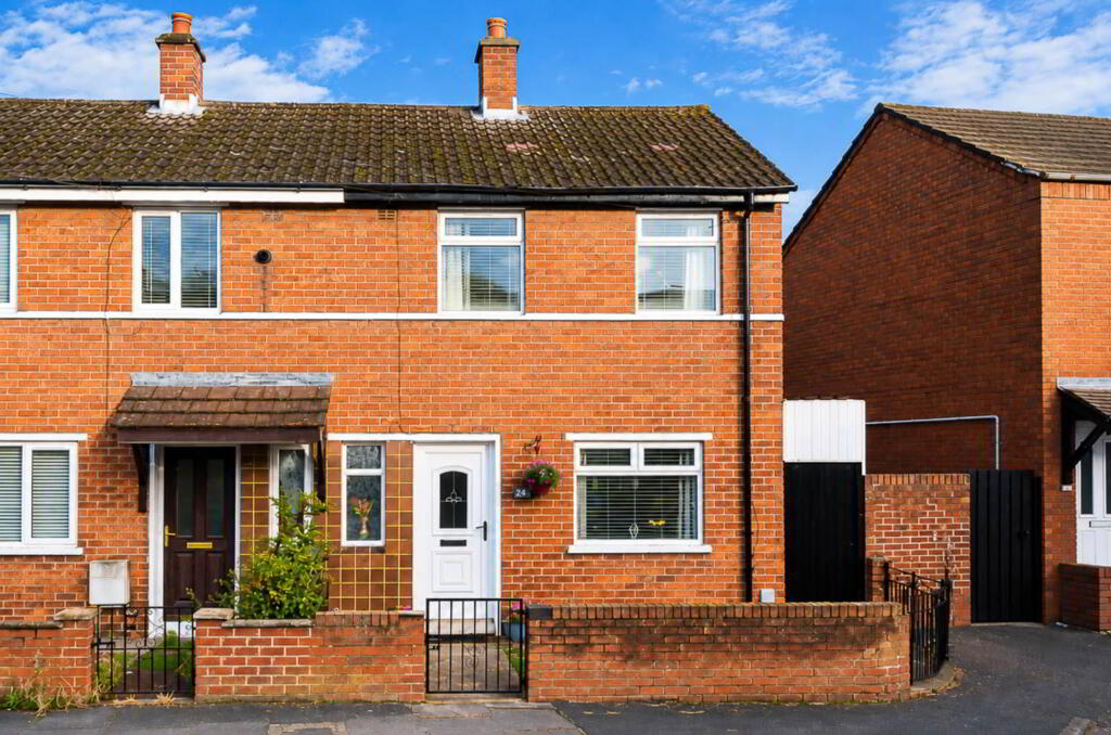 24 Hillsborough Gardens, Belfast, BT6 9DT