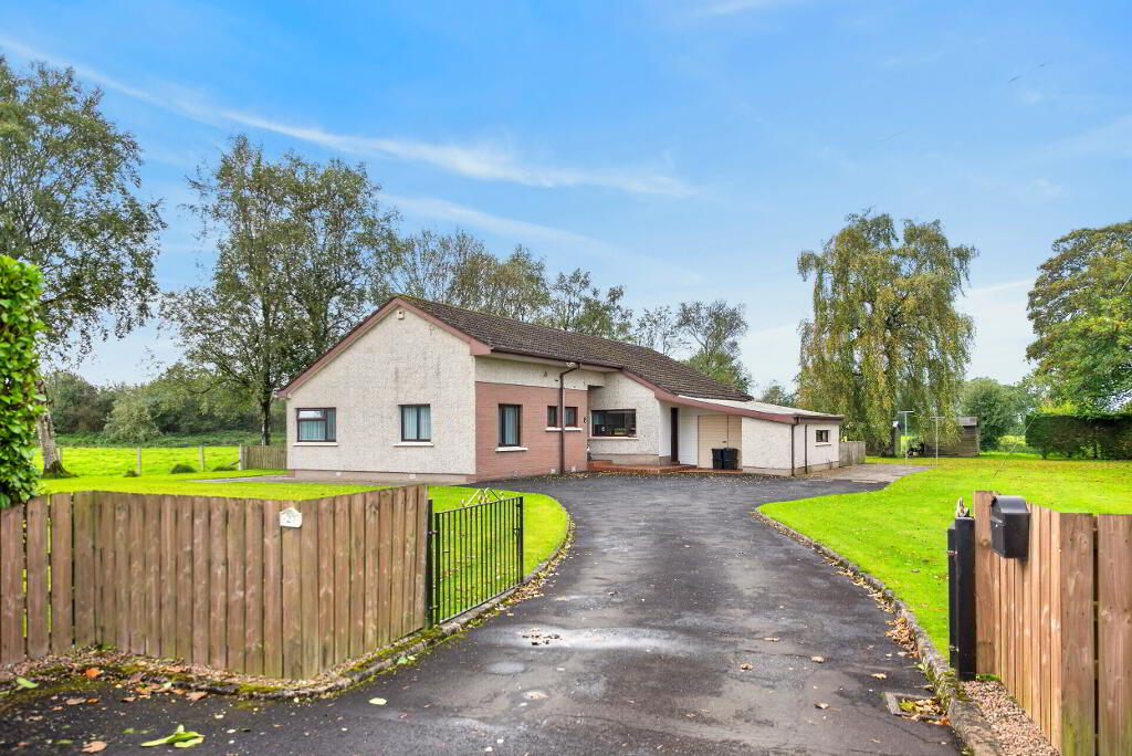 27 Woodside Road, Ballymena, BT42 4HX
