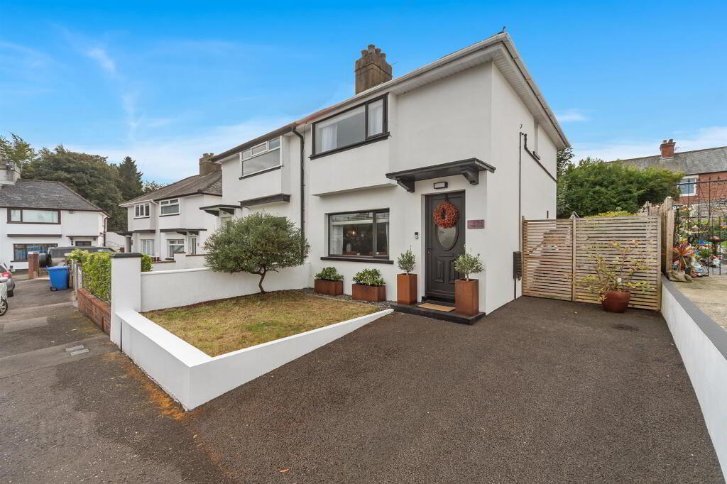 54 Enid Parade, Belfast, BT5 6EL