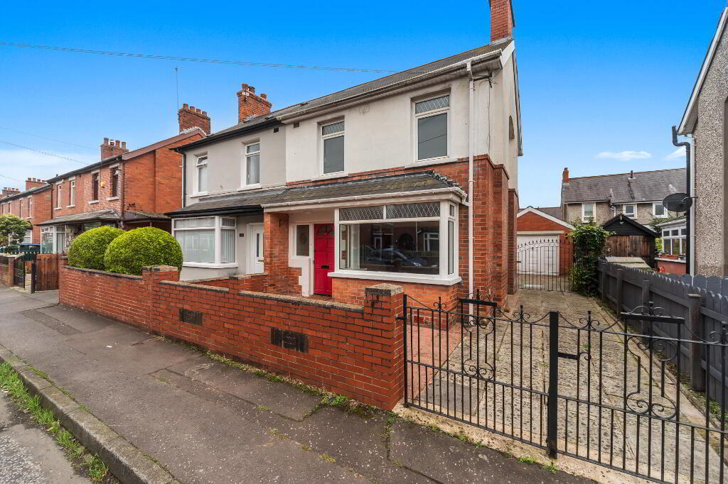 17 Loopland Drive, Belfast, BT6 9DW