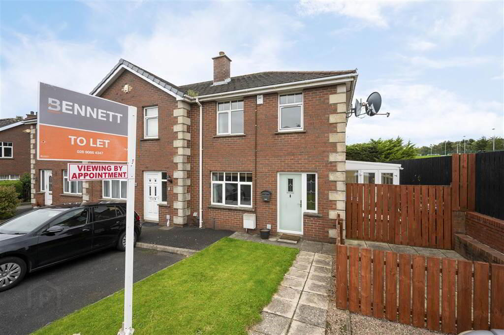 3 Bedroom Terraced in BT4 2FJ