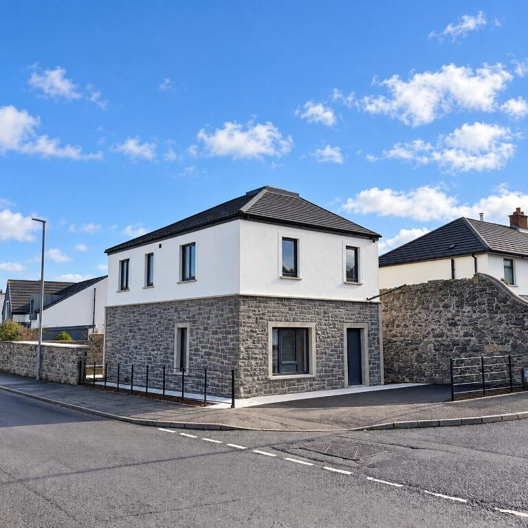 The Coach House, 92 Old Coach Road, Portstewart, BT55 7HB