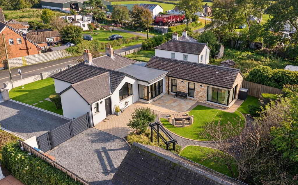 13 New Road, Carrowdore, Newtownards, BT22 2HB