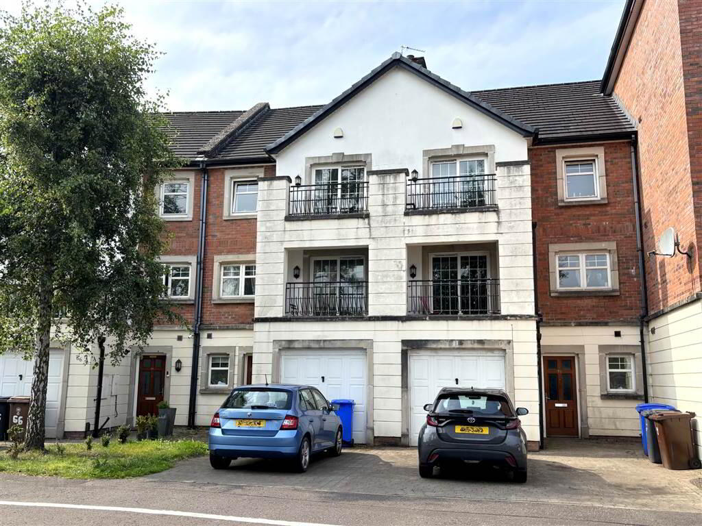 4 Bedroom Terraced in BT7 3LQ