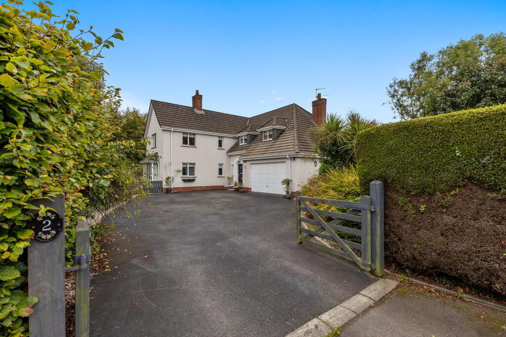 2 Lisbarnet Court, Comber, Newtownards, BT23 6AX